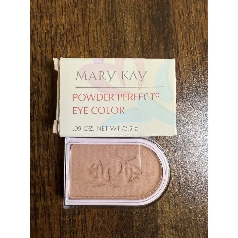 Mary Kay Powder Perfect Eye Color  .09 OZ Seashell 2271